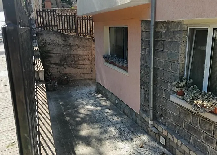 View Hill Apartman *